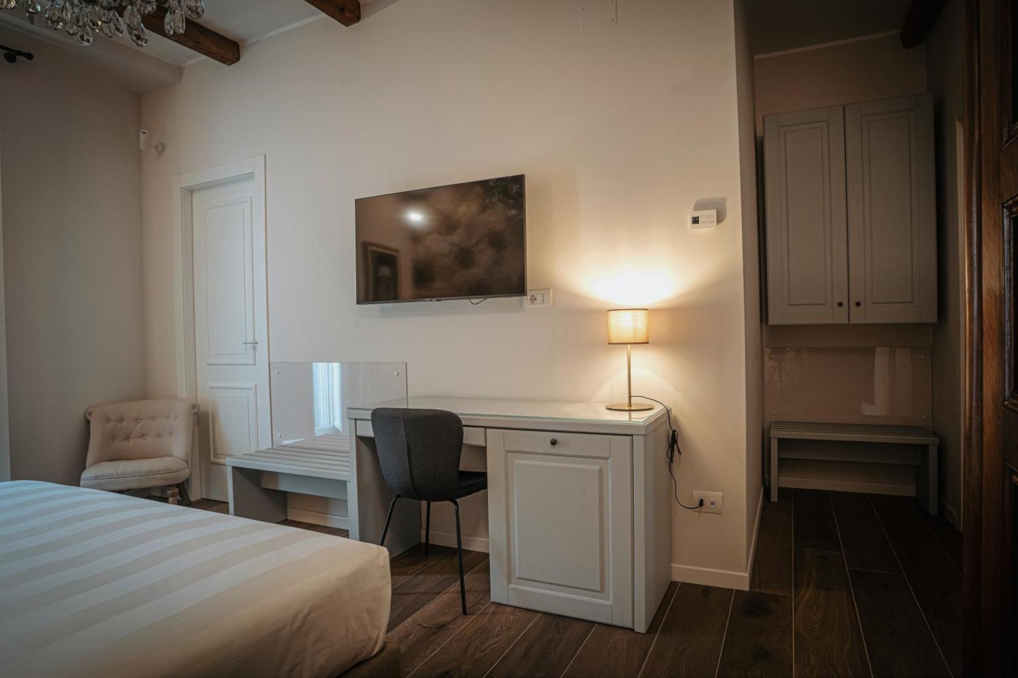 Dimora Lombardi Hotell Matera Exteriör bild