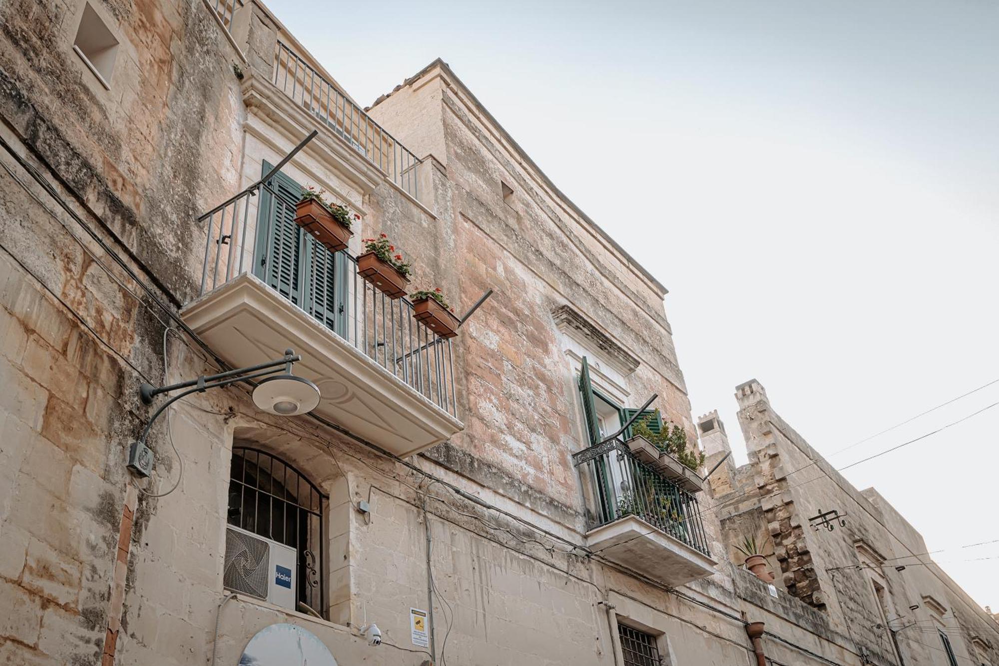 Dimora Lombardi Hotell Matera Exteriör bild